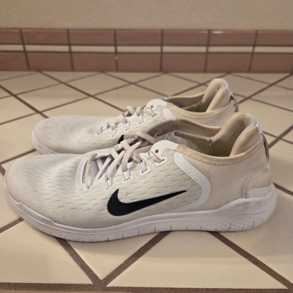 Nike Free RN 2018 White Black Running Shoes 942837-100 Mens 9.5